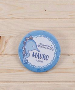 Chapas-recuerdo-bautizo-divertidas-personalizadas-nombre-fecha-1