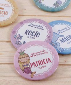 chapas-recuerdo-comunion-personalizadas-divertidas-dibujos-nombre-1