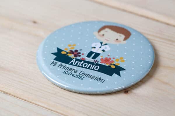 chapas-primera-comunion-sobre-flores-0003